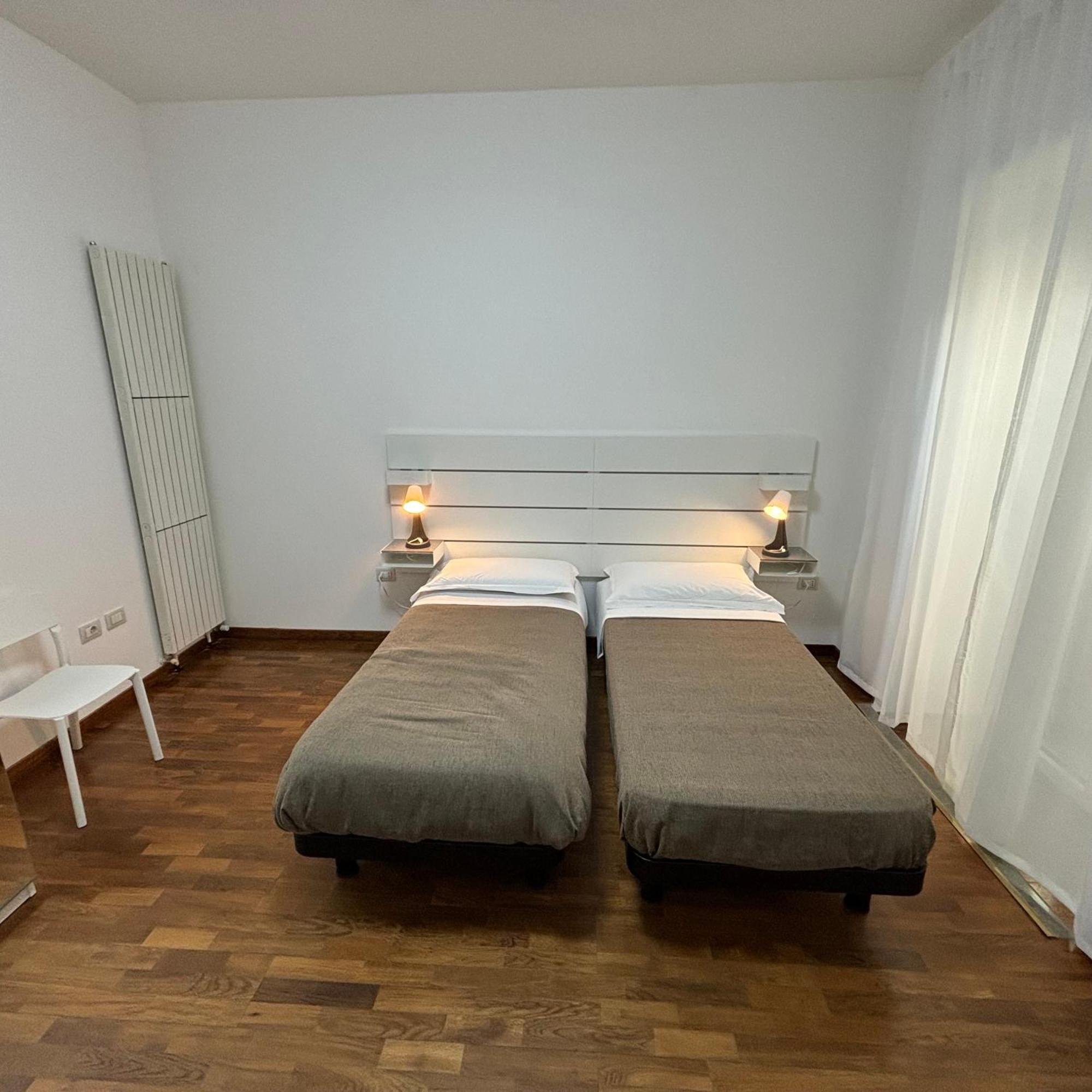 Room & Parking In Centro Citta Con Parcheggio Privato E Wifi Potenza Eksteriør bilde