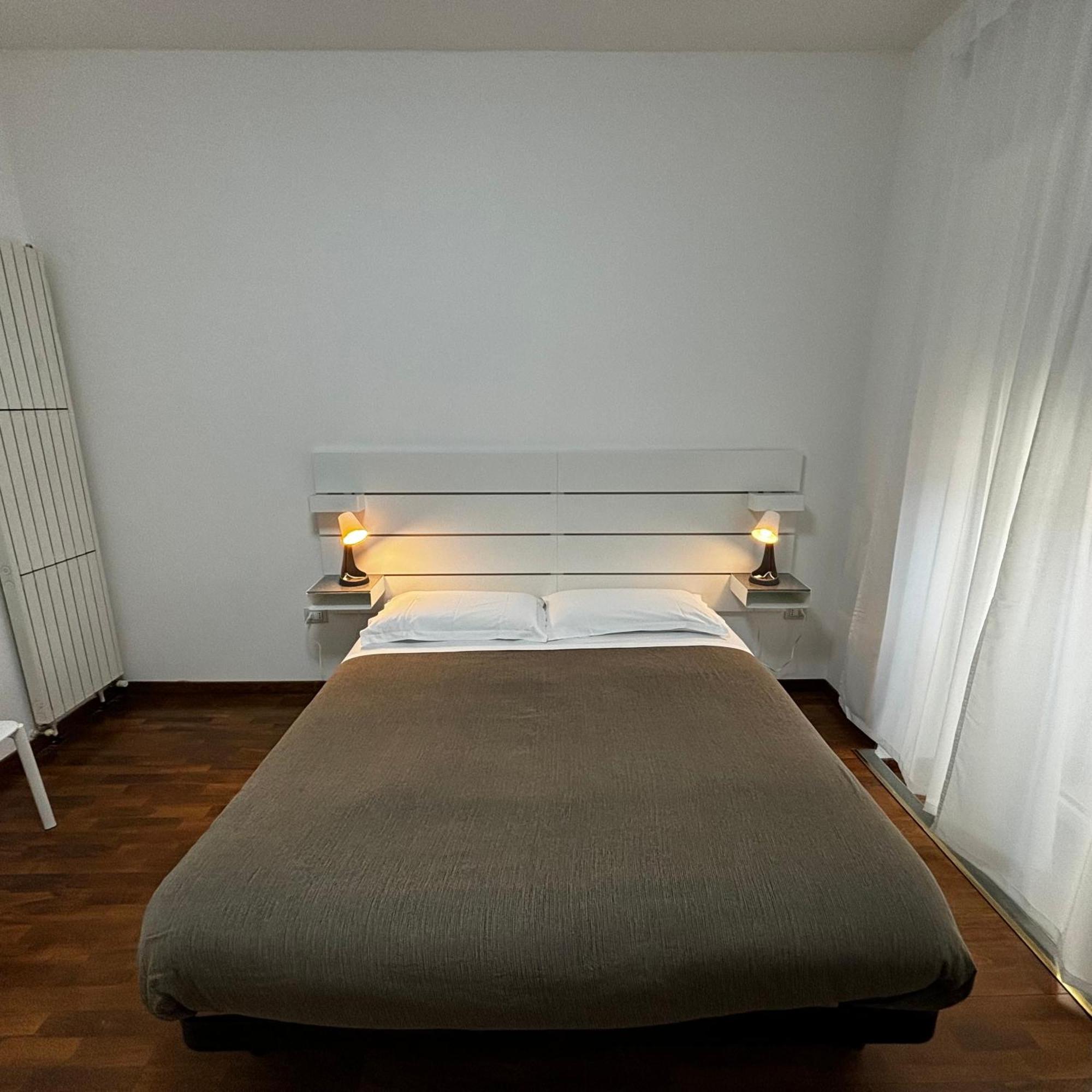 Room & Parking In Centro Citta Con Parcheggio Privato E Wifi Potenza Eksteriør bilde