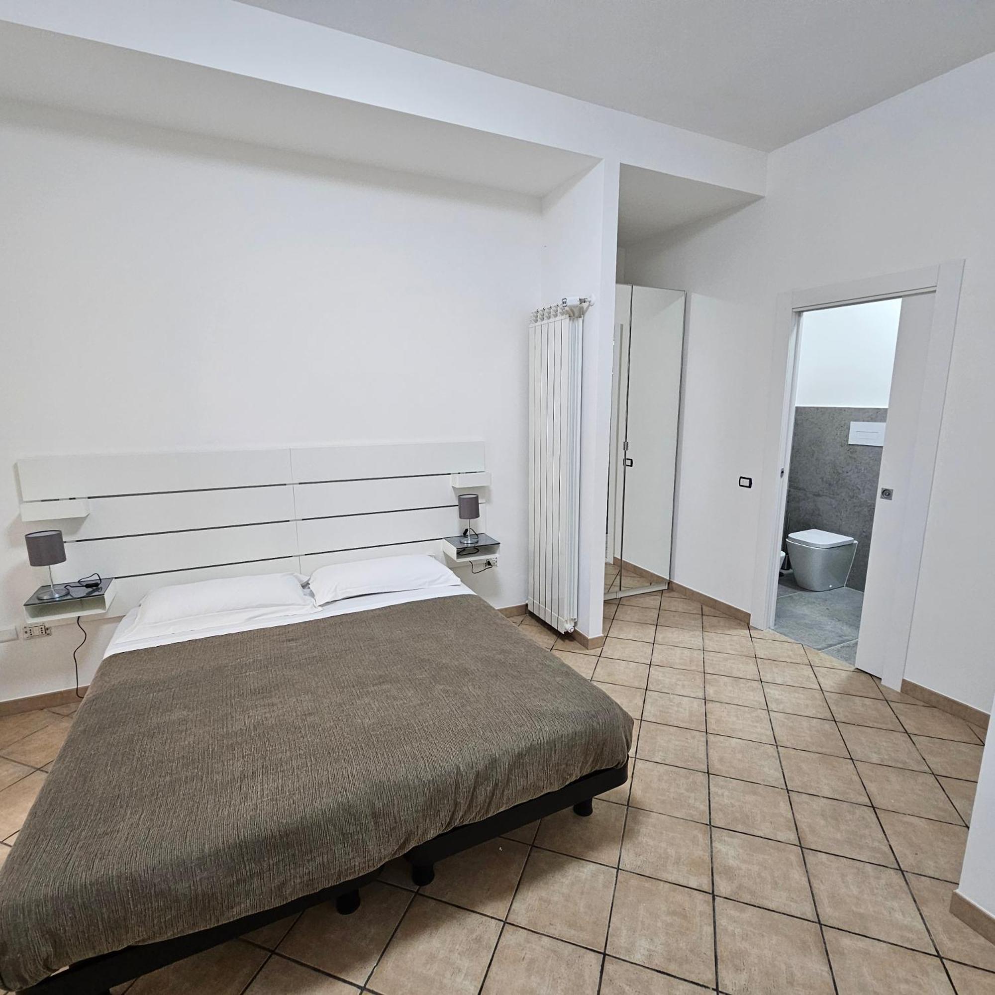 Room & Parking In Centro Citta Con Parcheggio Privato E Wifi Potenza Rom bilde