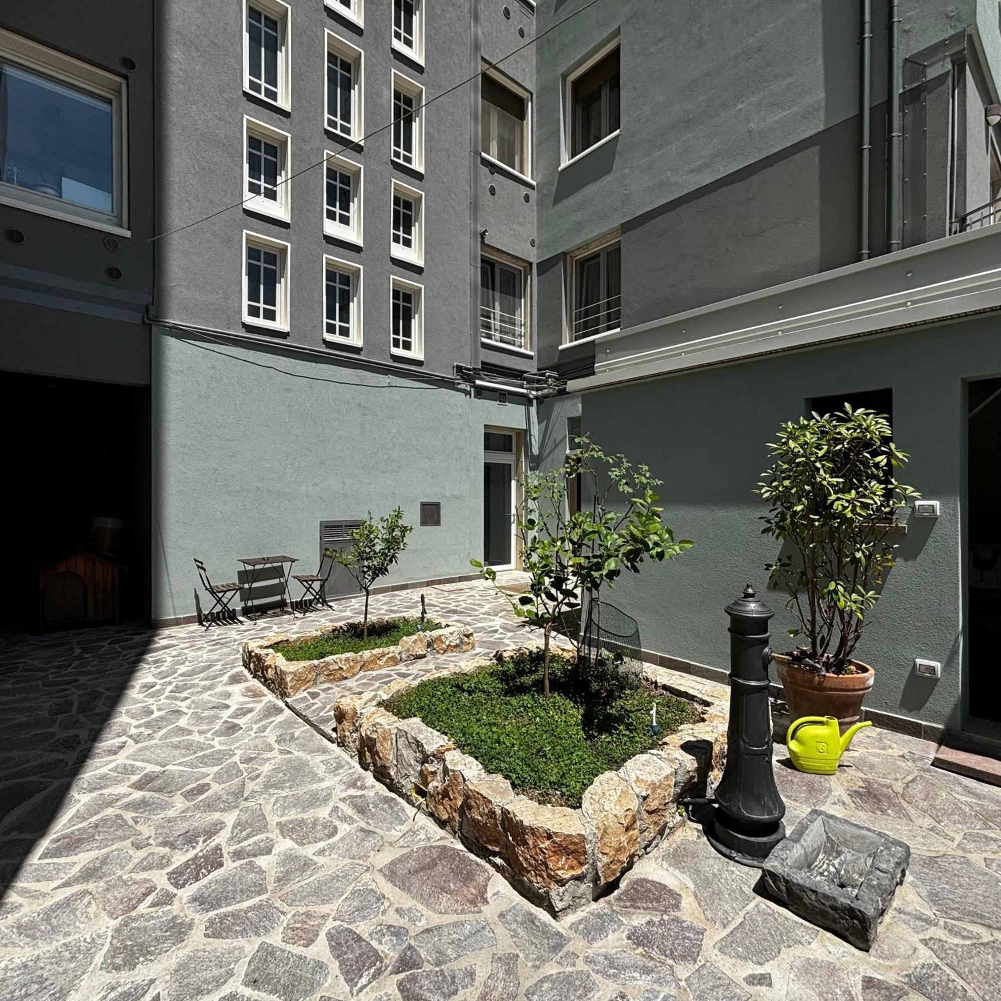 Room & Parking In Centro Citta Con Parcheggio Privato E Wifi Potenza Eksteriør bilde