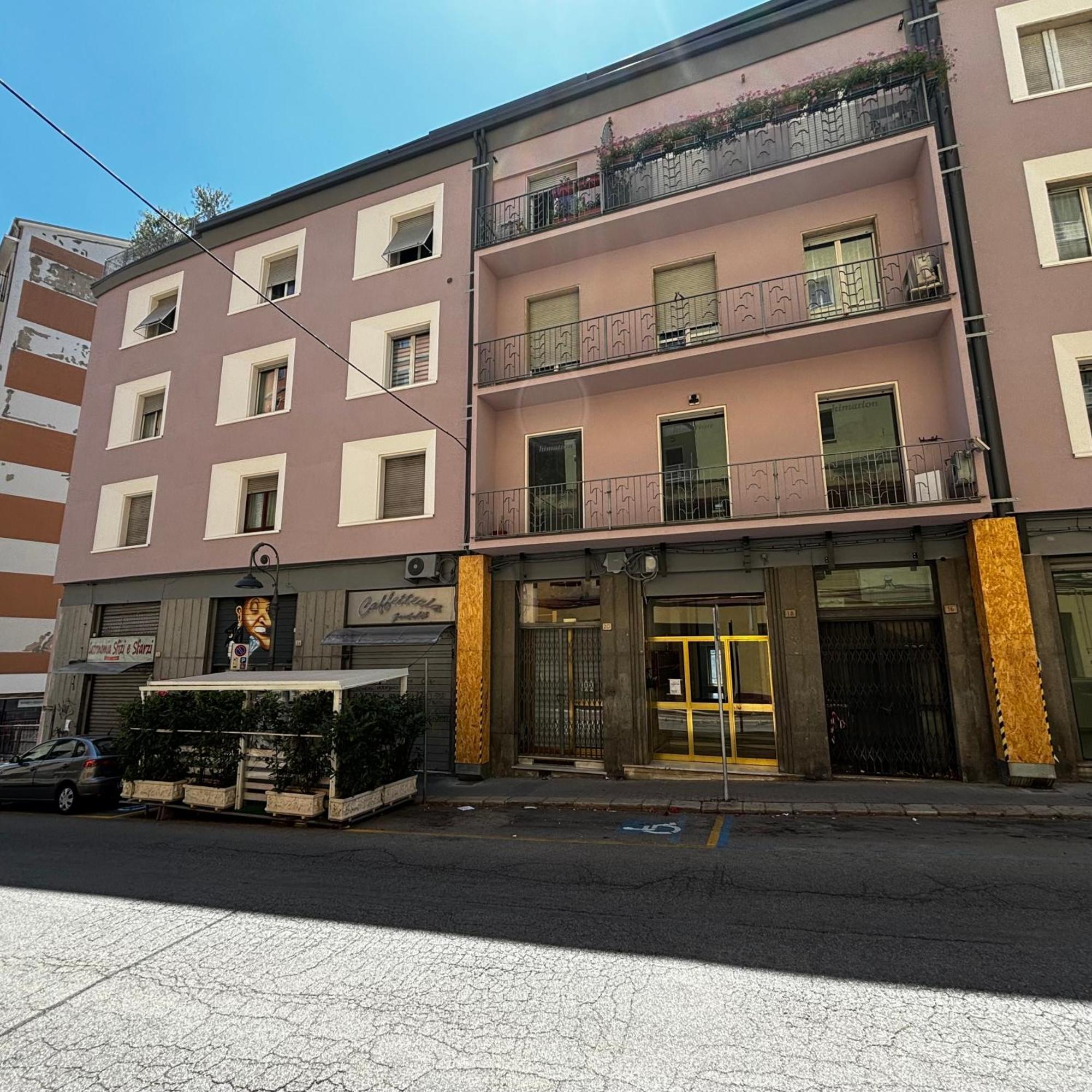 Room & Parking In Centro Citta Con Parcheggio Privato E Wifi Potenza Eksteriør bilde