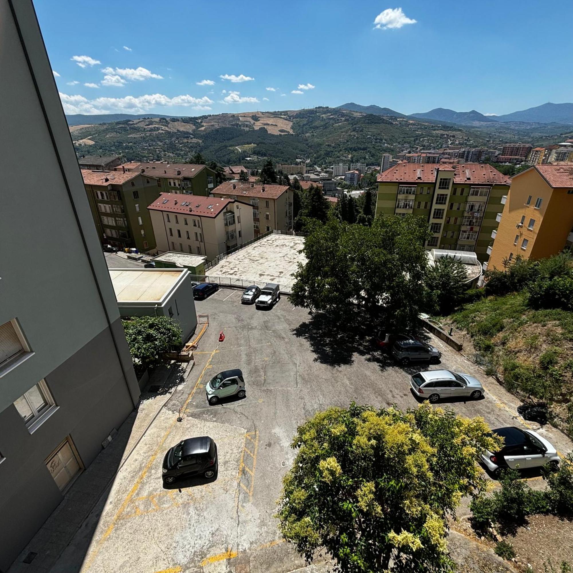Room & Parking In Centro Citta Con Parcheggio Privato E Wifi Potenza Eksteriør bilde