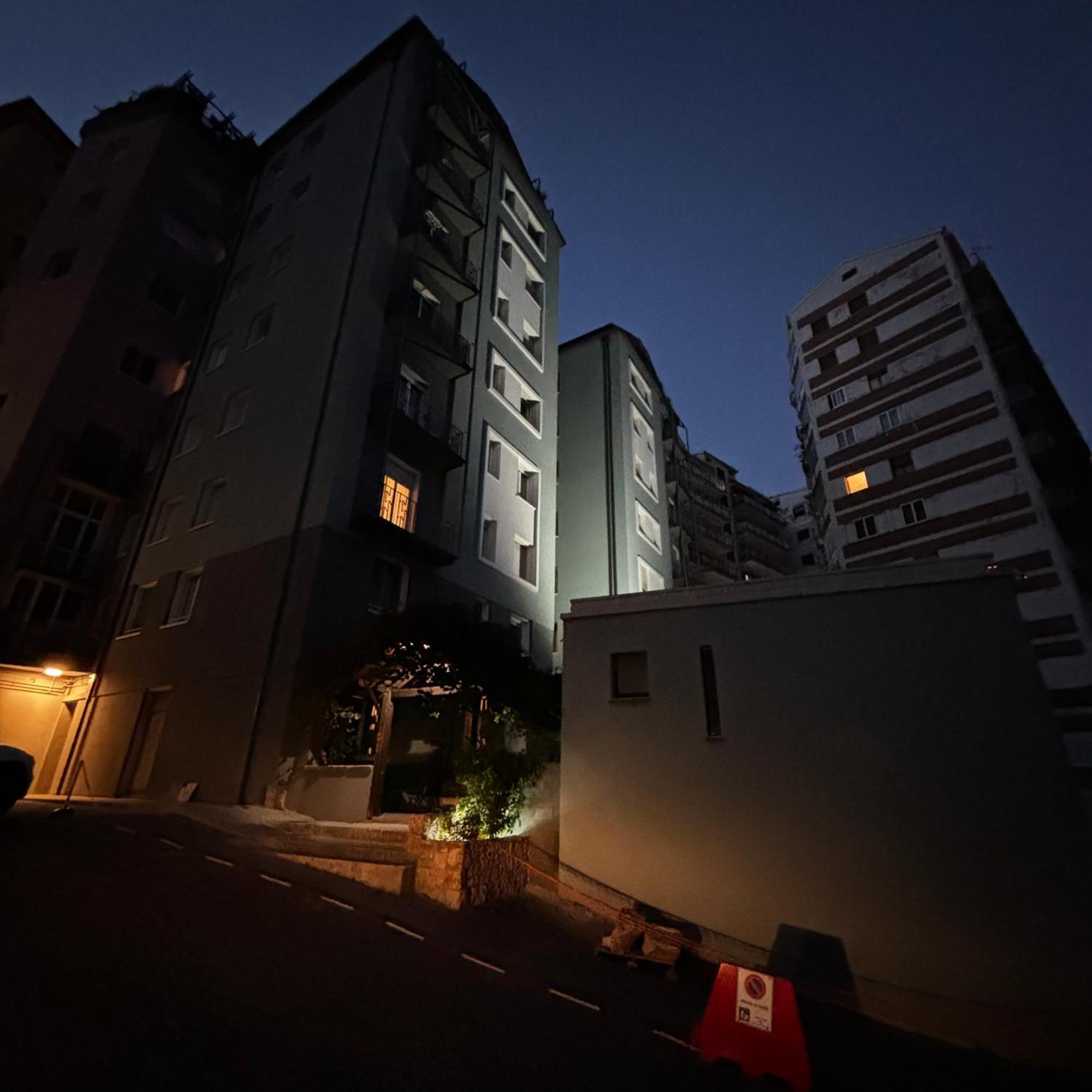 Room & Parking In Centro Citta Con Parcheggio Privato E Wifi Potenza Eksteriør bilde